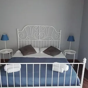 Mansarda In Palazzo D'epoca Apartment CTA